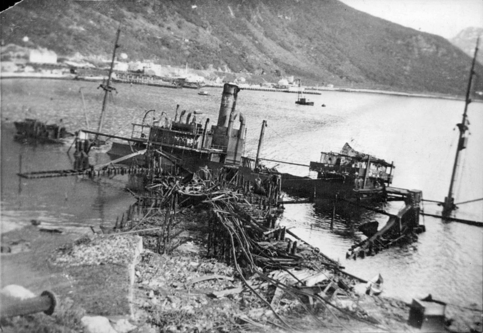 A-destroyed-ship-in-Narvik-harbour-352131456989.jpg