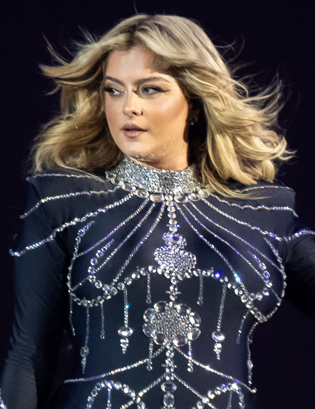 Bilde 3 av Bebe Rexha
