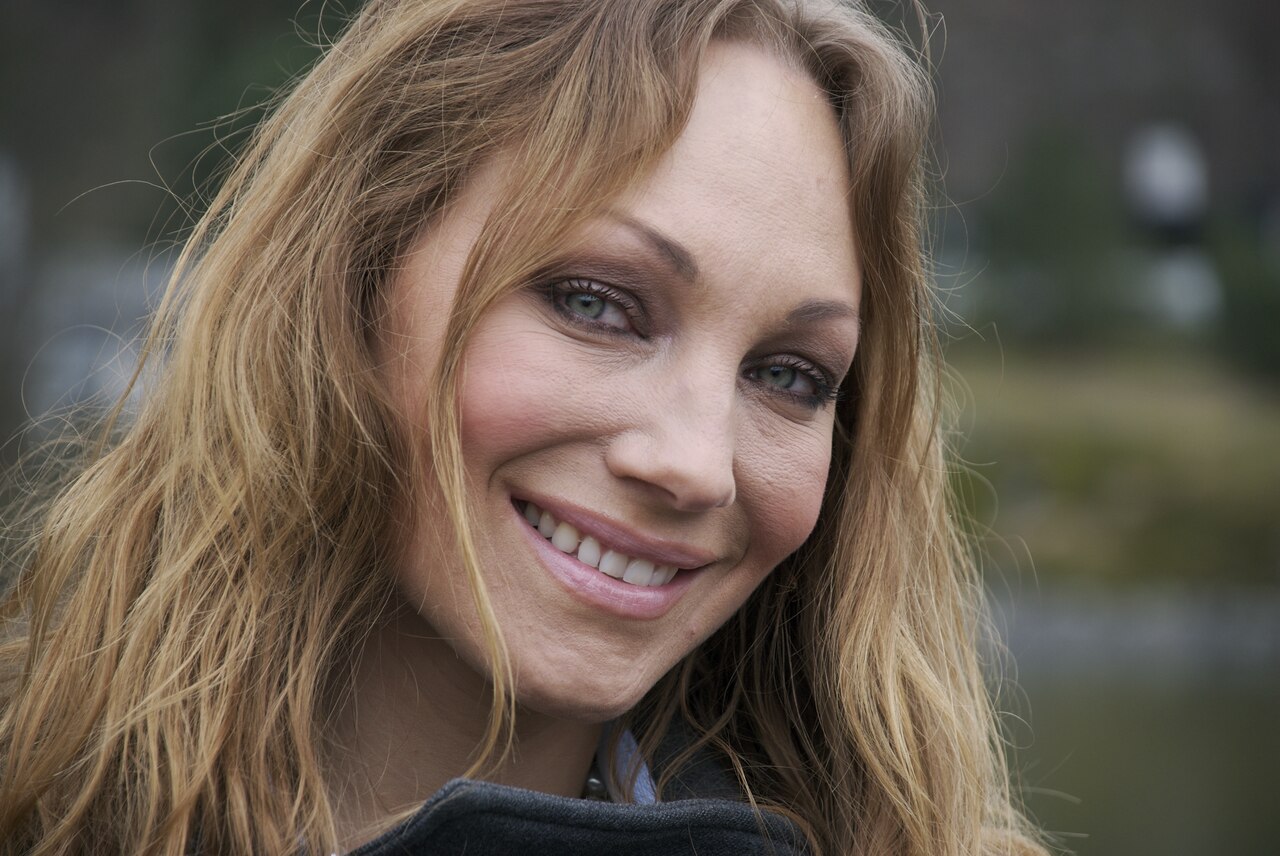 Bilde 1 av Charlotte Perrelli