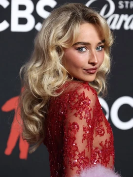 Bilde 11 av Sabrina Carpenter