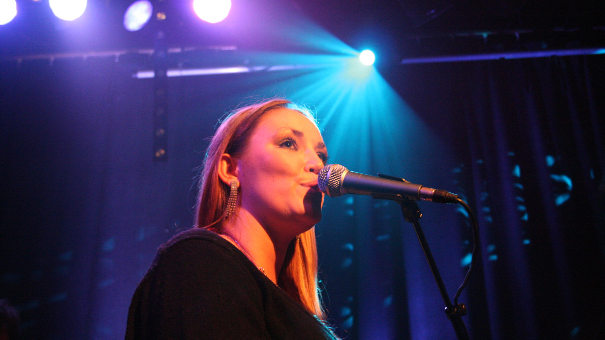 Listeutsnitt for Elvira Nikolaisen