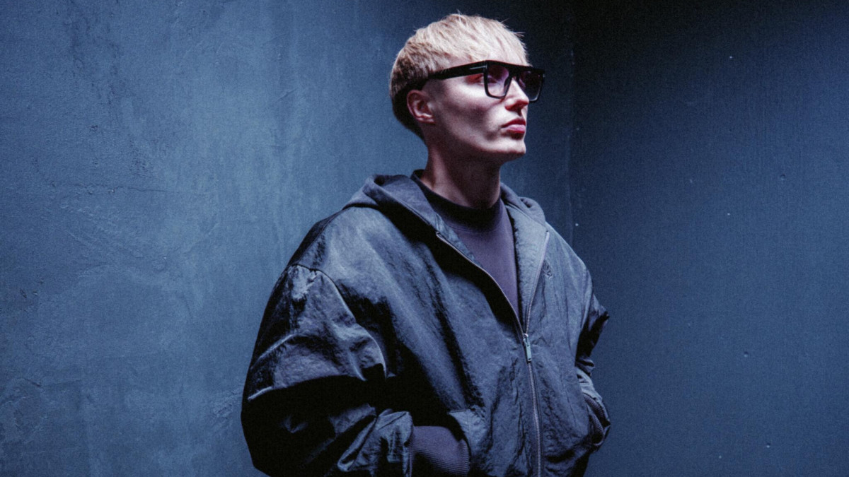 Isac Elliot