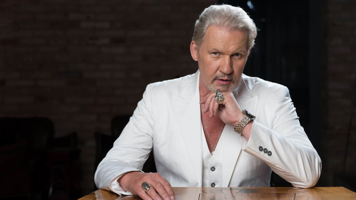 Listeutsnitt for Johnny Logan