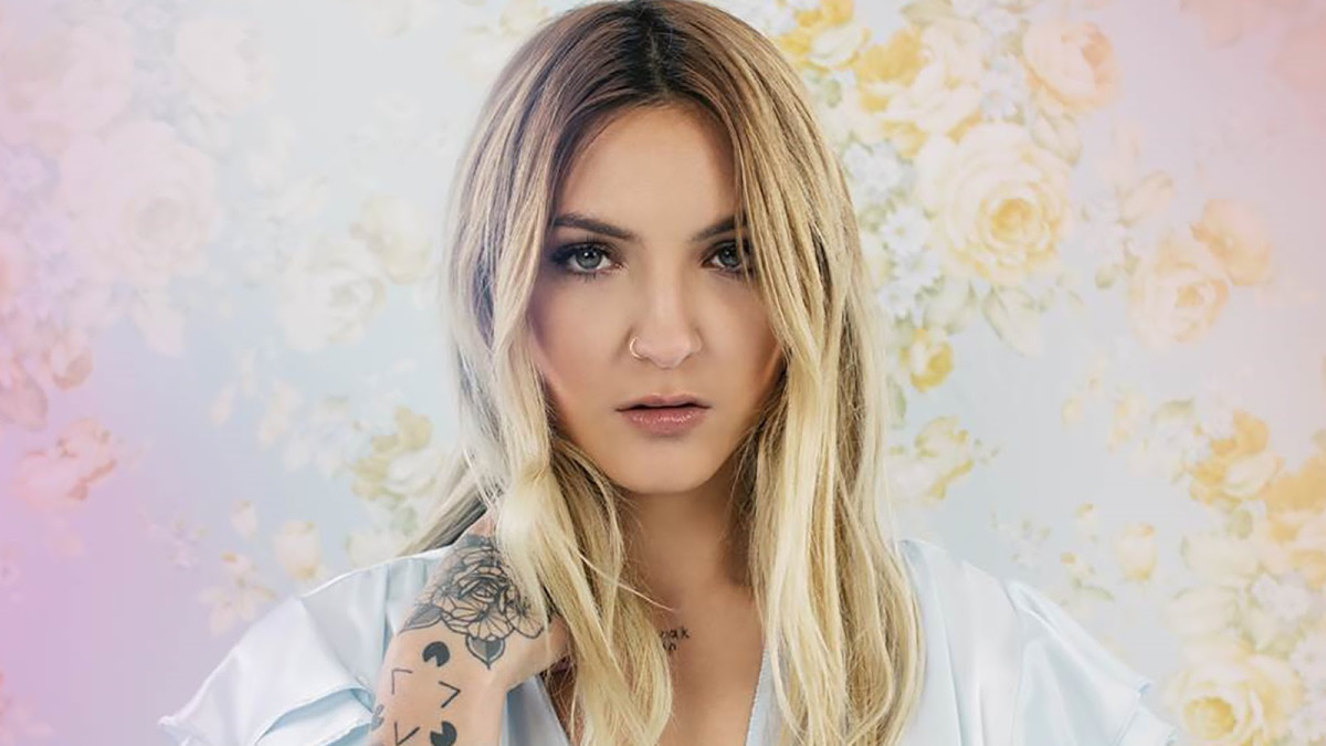 Listeutsnitt for Julia Michaels