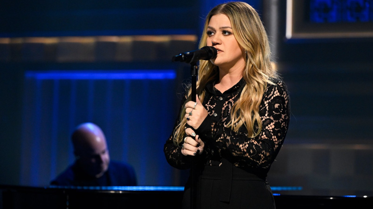 Kelly Clarkson