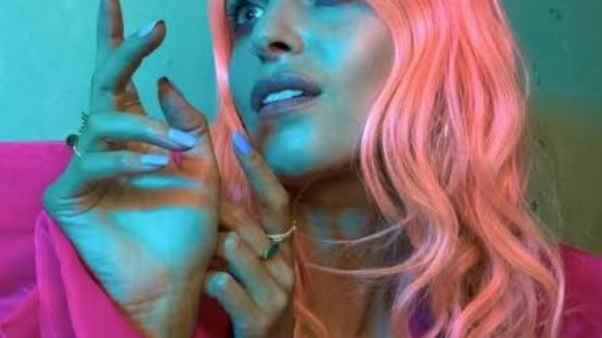 Listeutsnitt for Kyla La Grange