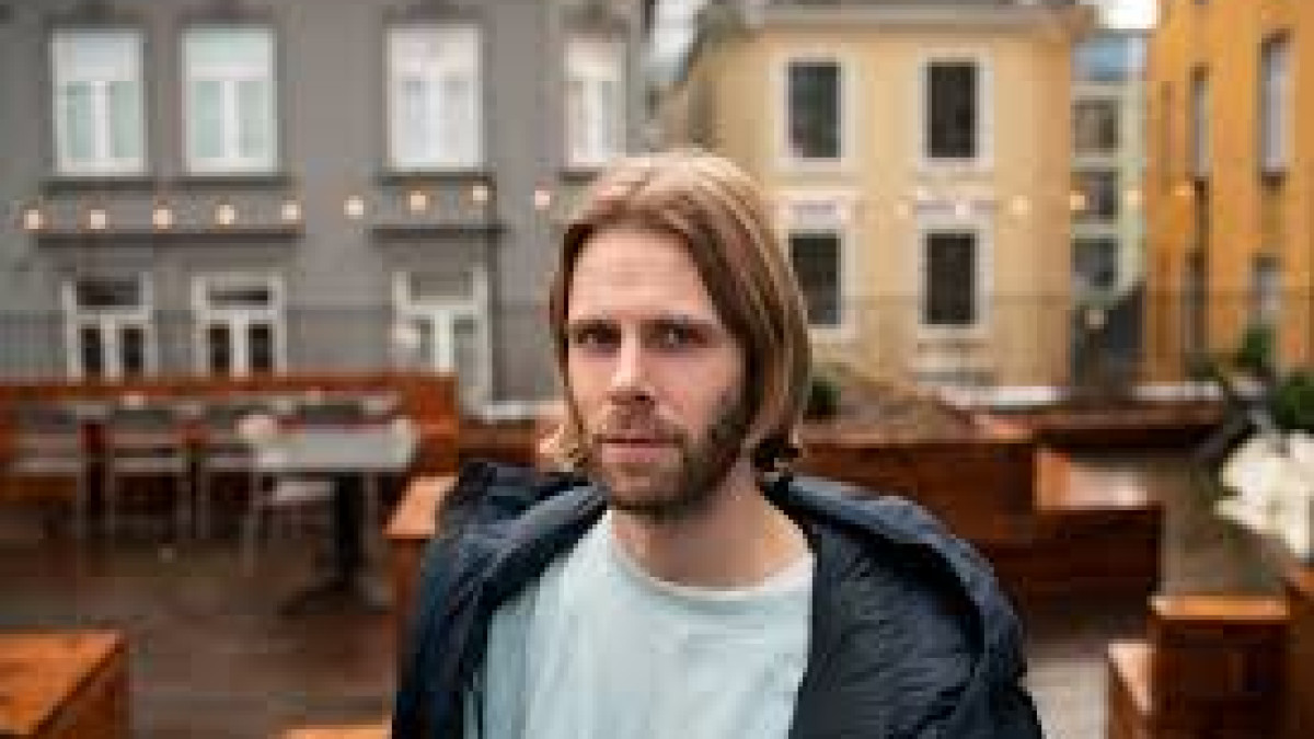 Listeutsnitt for Lars Vaular