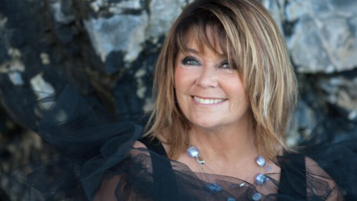 Wenche Myhre